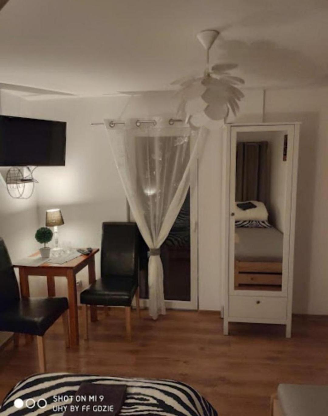 Apartamenty Pod Sosnami Ostroda Miedzylesie 6Os ห้อง รูปภาพ